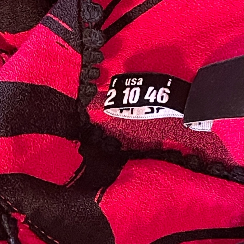 LOVE MOSCHINO Jabot Music Notes Printed Dress, Fuchsia Sz. 10 - Picture 7 of 10